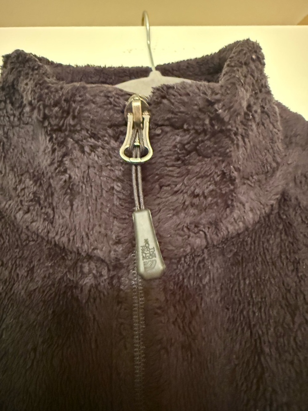 The North Face Black Fleece Jacket - Picture 2 of 6